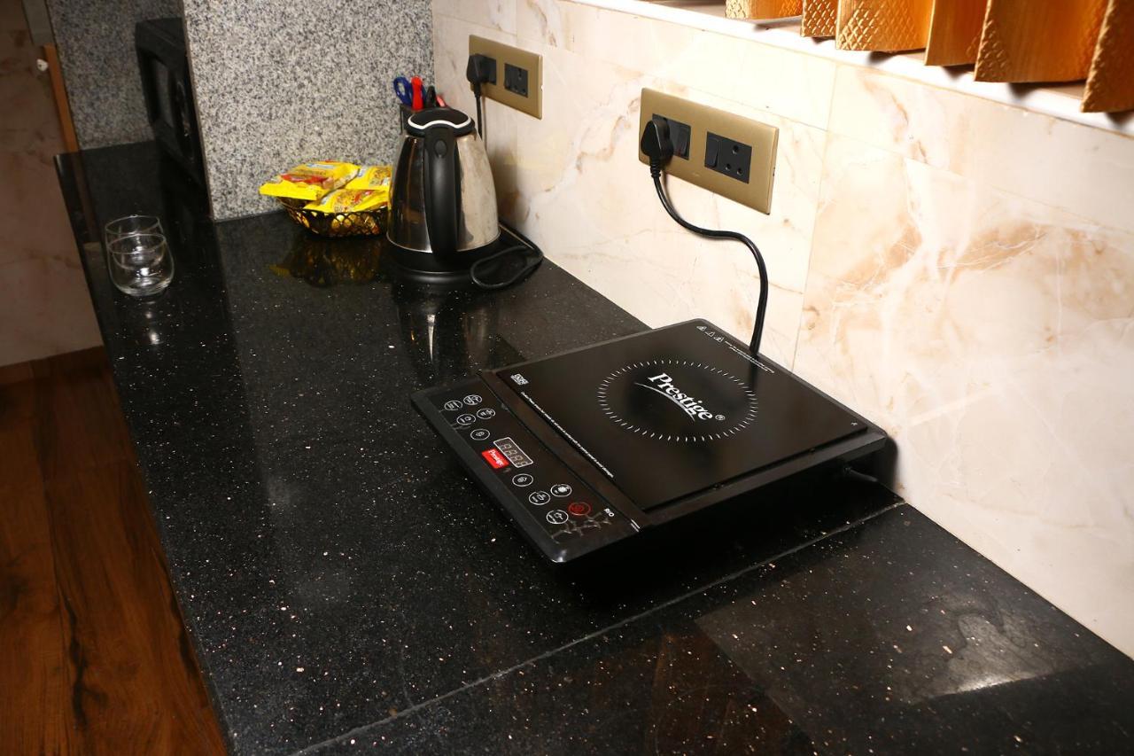 퐁디셰리 Penthouse 2Bhk With Bathtub And Terrace 빌라 외부 사진