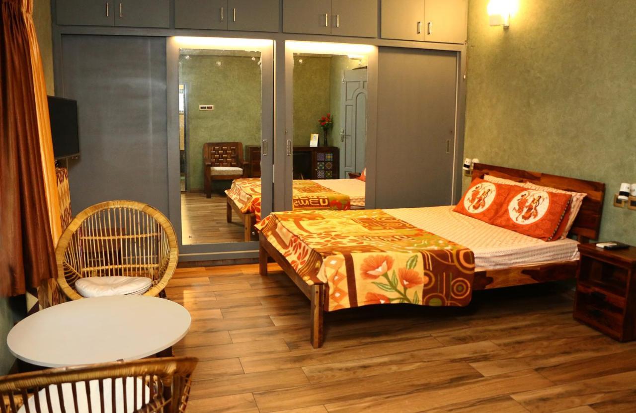 퐁디셰리 Penthouse 2Bhk With Bathtub And Terrace 빌라 외부 사진